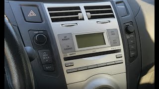 Prise AUX sur Yaris 2  écouter sa musique sur un autoradio quotancienquot [upl. by Meill]