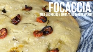 Focaccia met gedroogde tomaatjes en rozemarijn [upl. by Frulla]