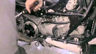 1 Installation of DrPulley V302002 amp SR3018 26gr in BMW C650GT [upl. by Tavi]