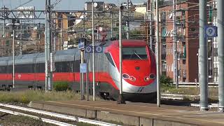 E414 Frecciabianca  ETR575 Italo NTV et ETR500 Frecciarossa  En gare de Milan Lambrate [upl. by Rebmeced]