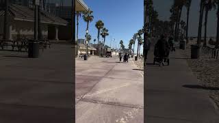 Huntington Beach Fire Lifeguard responding to a medical [upl. by Nai]