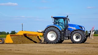 Field leveling  New Holland T7290HD amp Challenger MT 765C  M van Gastel kilveren [upl. by Seale]