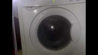 Indesit Washing Machine Program 3 1400rpm displaying error code [upl. by Dnalrah]