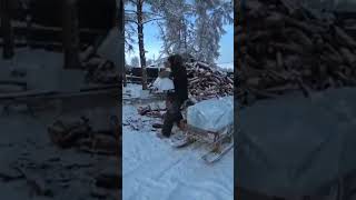 Добывают Воду в 50 Самое холодное место в Мире Where to get water at 50 YakutiaOymyakon [upl. by Glennis]