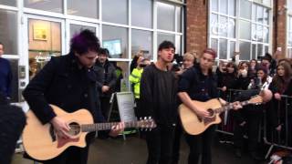 5SOS She Looks So Perfect Acoustic [upl. by Papst]