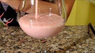 Strawberry Banana SmoothieHow To Make A Strawberry Banana Yogurt SmoothieFruit Smoothie [upl. by Leilah]