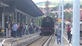 Adventskalender 2023 2324  23 058 verlässt den Bahnhof Meiningen [upl. by Vern317]