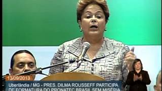 Em formatura de alunos Dilma afirma que Pronatec será um programa permanente [upl. by Mulac]