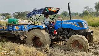 New Holland 4710 4wd tractor tratcorvideos tratcor tratcorstucknewholandtractors [upl. by Nhguaval]