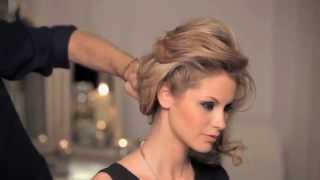 How to create the 1950s updo [upl. by Ennaeilsel]