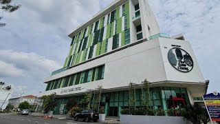 Review Swan Garden Hotel Melaka [upl. by Malka]