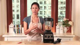 Vitamix Professional Series 300 Blender [upl. by Hakan]