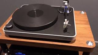 Clearaudio Concept Turntable  First Look 2019 Australia [upl. by Peednas]