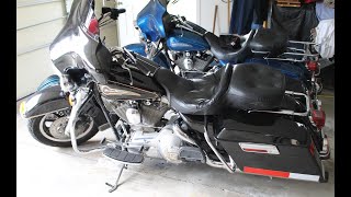 2005 Harley Davidson oil change at 45663 miles harleydavidson harleydavidsonbike [upl. by Killion876]