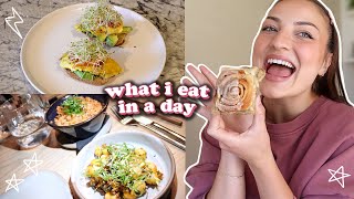 what i eat in a day VEGAN 🌱 quick  easy meal ideas plus VLOGGY VLOG [upl. by Liam506]