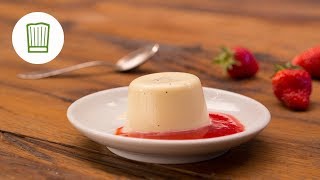 Panna Cotta mit ErdbeerSauce  Chefkochde [upl. by Hemetaf787]