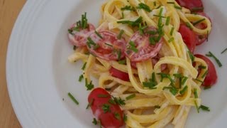 Ricetta veloce fettuccine con pomodoro datterino e formaggio crescenza per due [upl. by Paske]