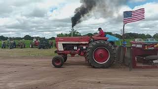 Bonesteel SD 2024 International 1466 and JD 4455 in farm stock turbo class [upl. by Aerdnaeel832]