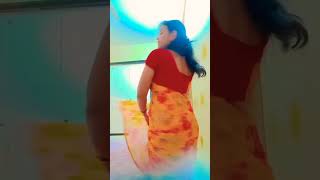 Tere liye sajti sawarti hu funny dance comedy hubbywifee comedycouplegoals [upl. by Pebrook817]