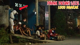 Prank Pocong Lucu  Bubarin Orang Ronda Bangunin Sahur  Lucu Ngakak [upl. by Sonya]