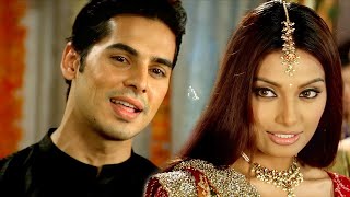 Main Agar Saamne  Dino Morea  Bipasha Basu  Abhijeet  Alka Yagnik  Bollywood Wedding Song [upl. by Esinert]