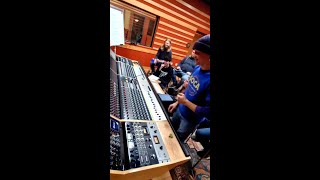 Analog Mixing Parallel Drum Compression [upl. by Phillie]