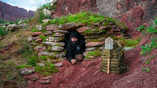 Building stone survival shelter in RED CANYONS  Catch and Cook crayfish found in the river [upl. by Robin]