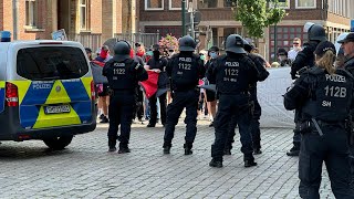 210724 1415 Uhr Kiel Demonstrationen Pro amp Contra Pressefreiheit  Compact [upl. by Charmaine393]