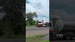 Feriado nacional e os guerreiros das estradas não param br153caminhoneiro estradas [upl. by Shepp]