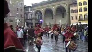 Sbandieratori della Signoria di Firenze  Cavalcata dei Magi 2010  Tradizioni Fiorentine [upl. by Nnayt]