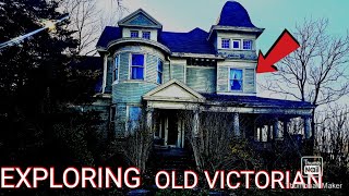 EXPLORING a old Victorian home paranormal [upl. by Hermy]