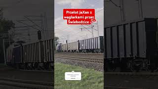 Przelot jaXan z węglarkami przez Świebodzice [upl. by Eanahc]