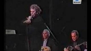 Mikis Theodorakis  Two songs from quot18 Lianotragoudaquot live [upl. by Gnolb]