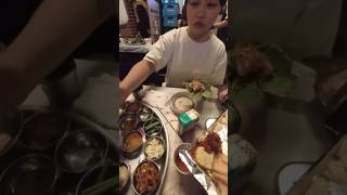 How to eat like a real korean🇰🇷 kbbq [upl. by Kerri980]