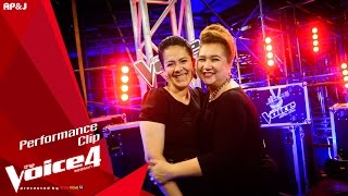 The Voice Thailand  ไก่ VS นก  Too Much Heaven  8 Nov 2015 [upl. by Avlasor875]