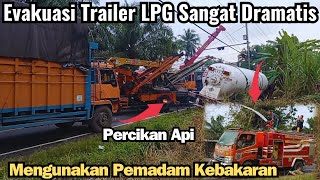 Evakuasi Truk Trailer LPG Sangat Dramatis Sampai Mengeluarkan Percikan Api Saat Ditarik [upl. by Aleris]