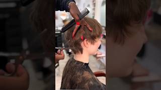 how to use hair thinning shears  pixie haircut shortsfeed [upl. by Outlaw578]