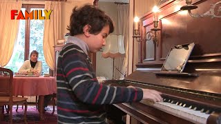 Enfant prodige  son incroyable talent révélé [upl. by Sirromaj]