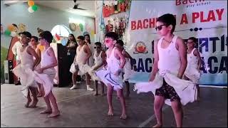 Lungi Dance🕺 Program in bachpan play🎒📚 school bhabua Chakbandi road [upl. by Aioj]