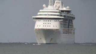 Radiance of the Seas pitches in to Newcastle NSW mpeg4 [upl. by Airdnna856]