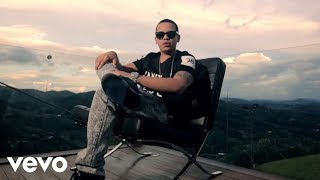 J Alvarez  Un Poco Mas Video Oficial [upl. by Rolfe]