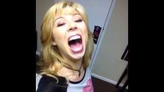 Jennette McCurdy Vine post Do you think I make too many vines [upl. by Leonanie]