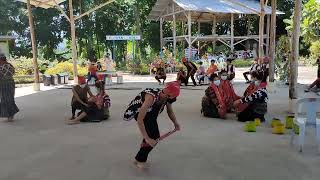 Tnalak Dance Part 1 UMNHS Tboli Lake Sebu tboli tnalak traditionaldance [upl. by Acinok]