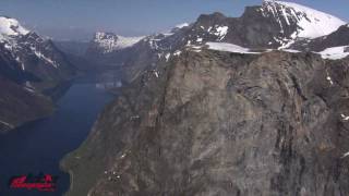 Playing with the Vampire 4  Wingsuit Proximity Flying by Jokke Sommer [upl. by Cohn559]