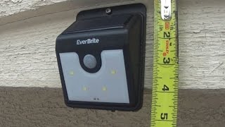 EverBrite Review Does this Solar Outdoor Light Work [upl. by Wagshul]