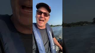 Mercury 25 hp 2 stroke outboard engine is very loud [upl. by Levan]