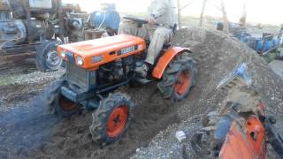 Kubota B6000 front loader [upl. by Enelec]