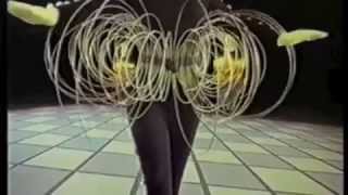 凄いバウハウスのダンス Bauhaus Oskar Schlemmer Triadisches Ballett 1970 [upl. by Shelagh753]