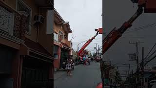 Electrical Lineman Working in Rosario Cavite linemanlifereallifephilippines [upl. by Yboc365]