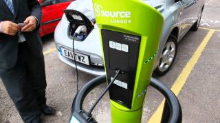 How to charge an electric car  Source London [upl. by Nnylanna]